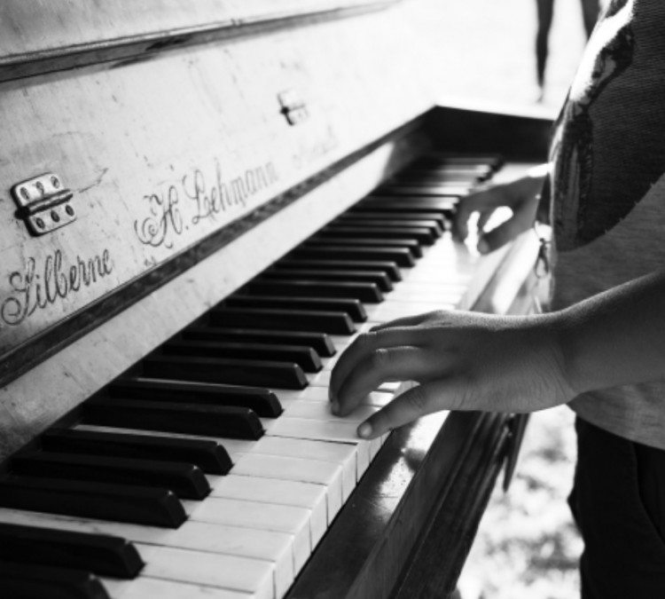 Piano and Voice Lessons by Beth (Madison,&nbspAL)